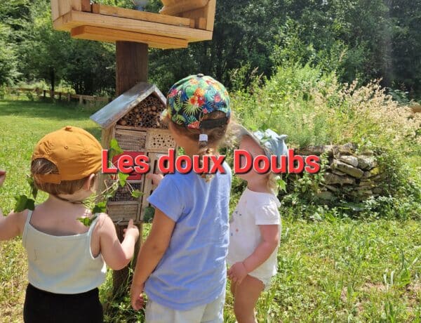 Micro-crèche Les Doux Doubs à La Tour-de-Sçay