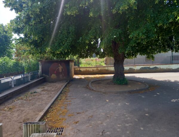 Micro-crèche Miel et Bergamote à Chanat-la-Mouteyre