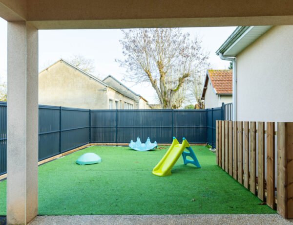 Micro-crèche La Cabane d’Achille & Camille à Jaunay-Marigny