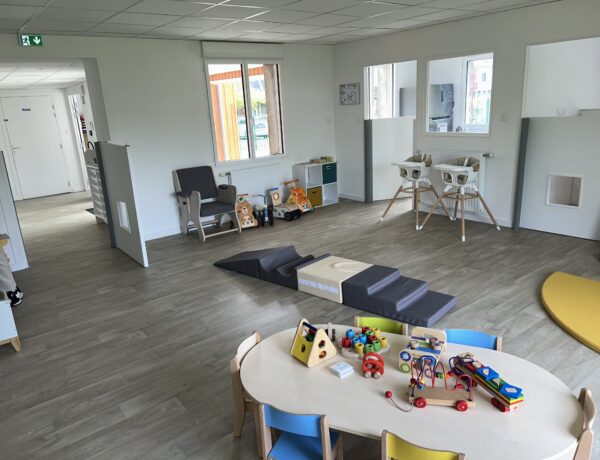 Micro-crèche Beb’Hibou à Rouillon