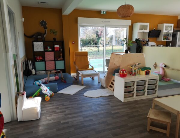 Micro-crèche l’Oustalet à Issoudun