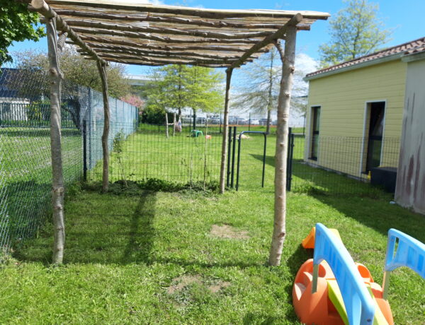 Micro-crèche L&rsquo;Arbre à Papillons à Saint-Hilaire-de-Chaléons