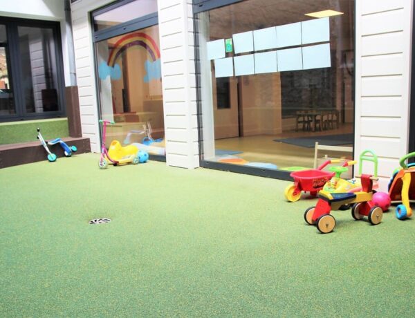 Crèche Carrousel et Câlins Maillé à Montlhéry