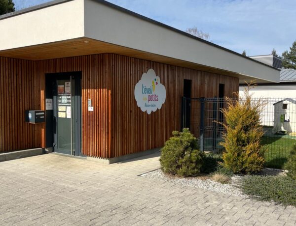 Micro-crèche L’Eveil des Petits – Ecole-Valentin