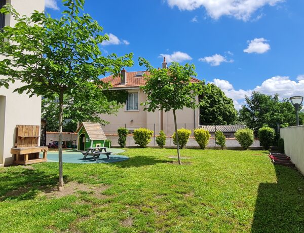 Micro-crèche – GRAINES D&rsquo;ECOLOS – Francheville